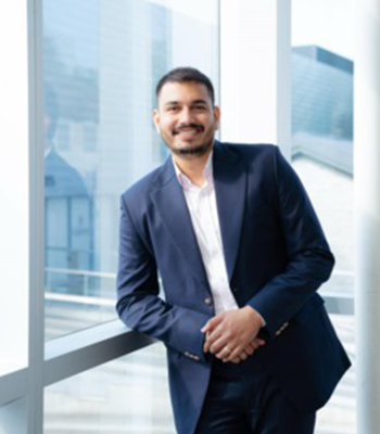Portrait of Kanwar Singh, Realtor®.